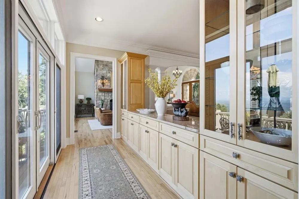 84 Fox Claw Knoll Big Canoe, GA 30143