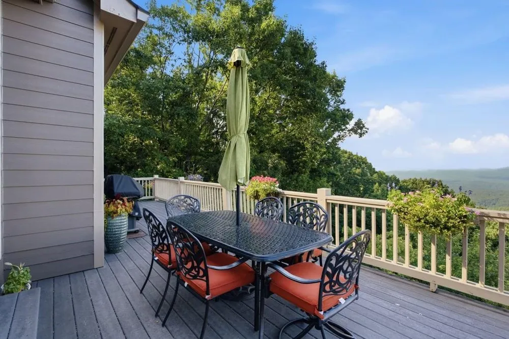 84 Fox Claw Knoll Big Canoe, GA 30143