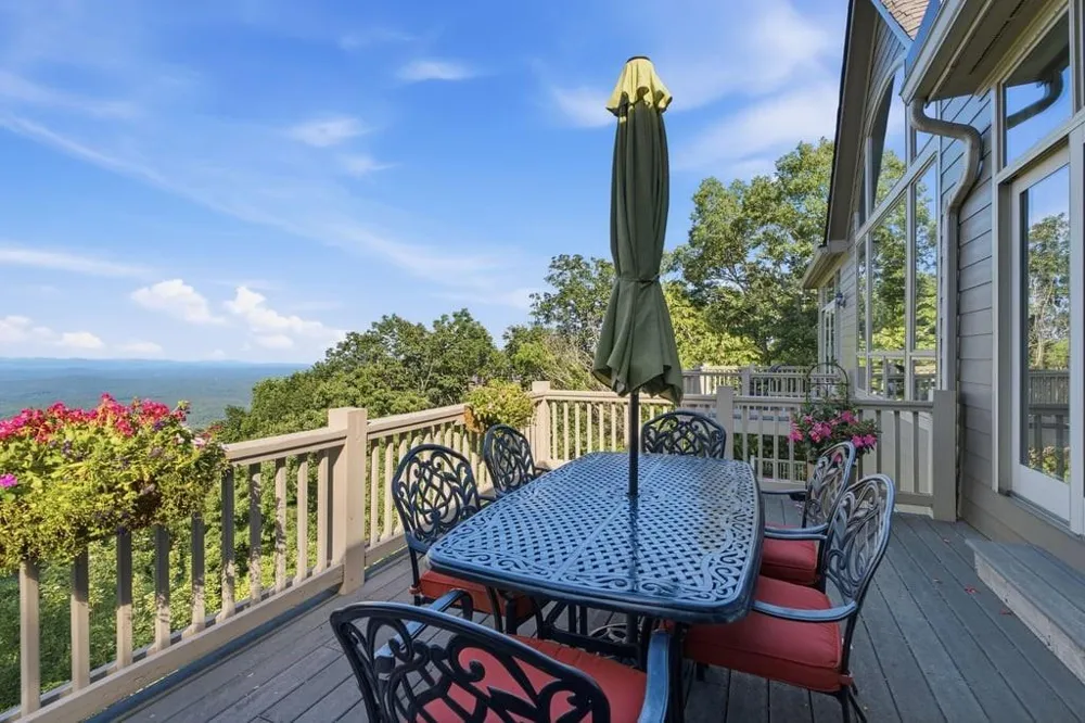 84 Fox Claw Knoll Big Canoe, GA 30143