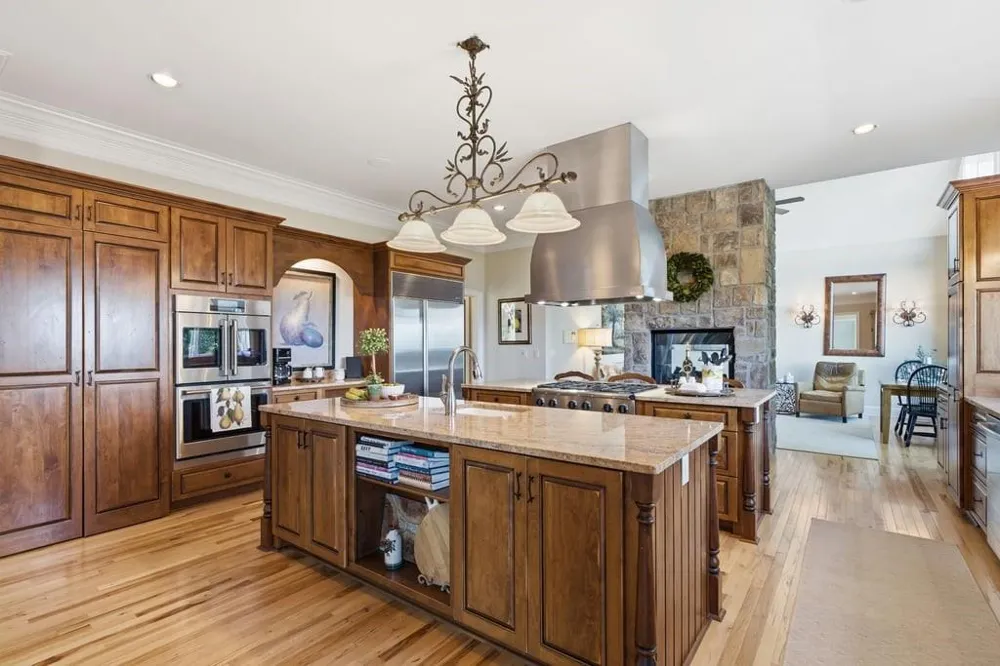 84 Fox Claw Knoll Big Canoe, GA 30143