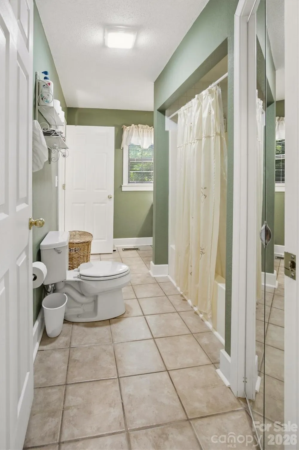 5513 Old Linville Road Marion, NC 28752