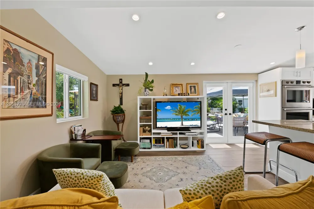 12900 SW 82nd Pl Pinecrest, FL 33156
