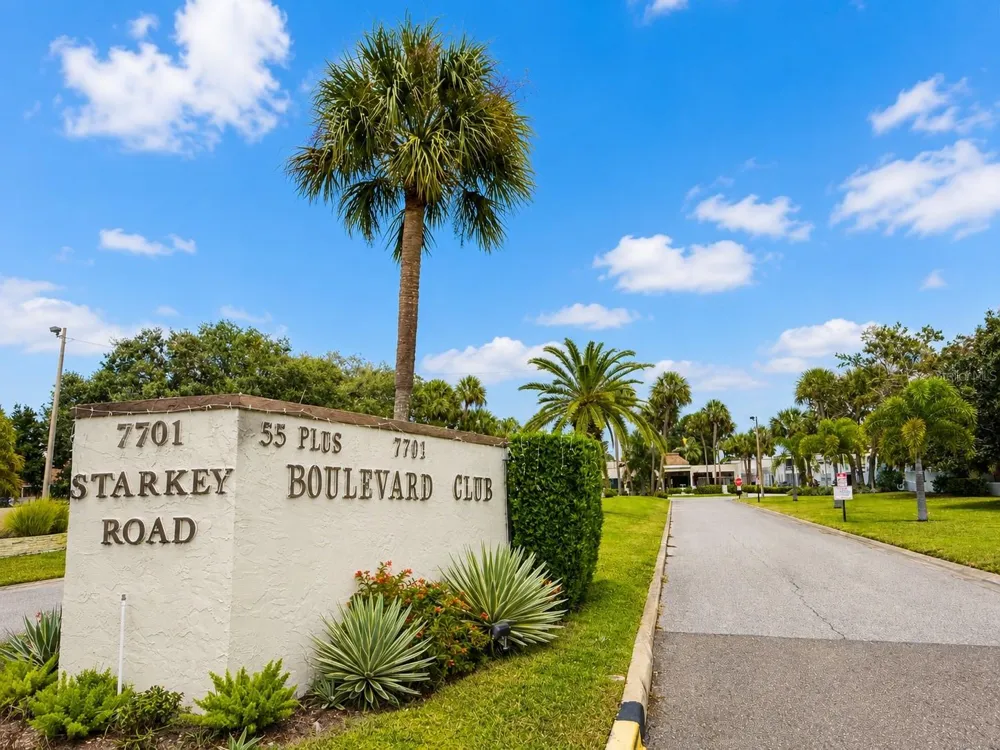 7701 STARKEY ROAD #239 Seminole, FL 33777