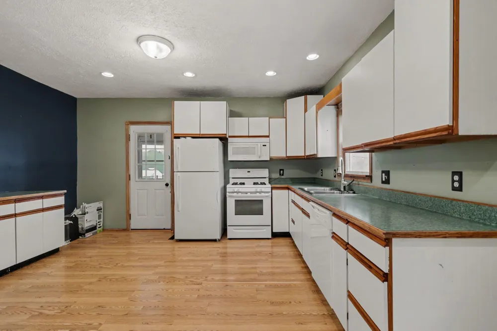 63633 Fair Road Sturgis, MI 49091