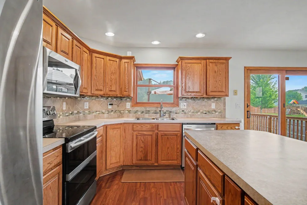 623 W 44th Street Fremont, MI 49412
