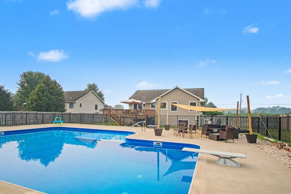 623 W 44th Street Fremont, MI 49412
