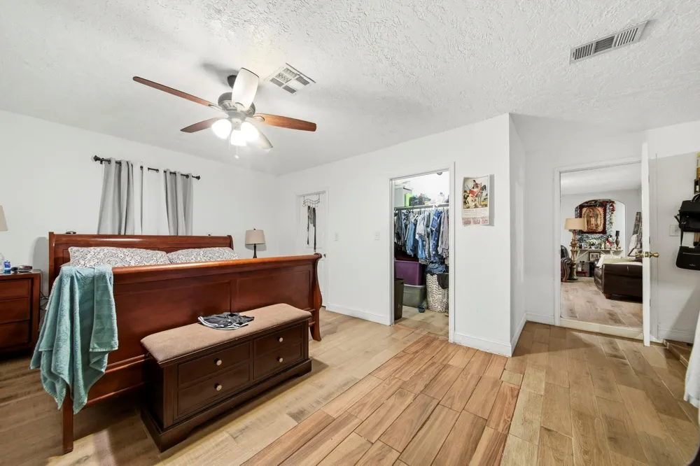 731 Meneley Road Winnie, TX 77665