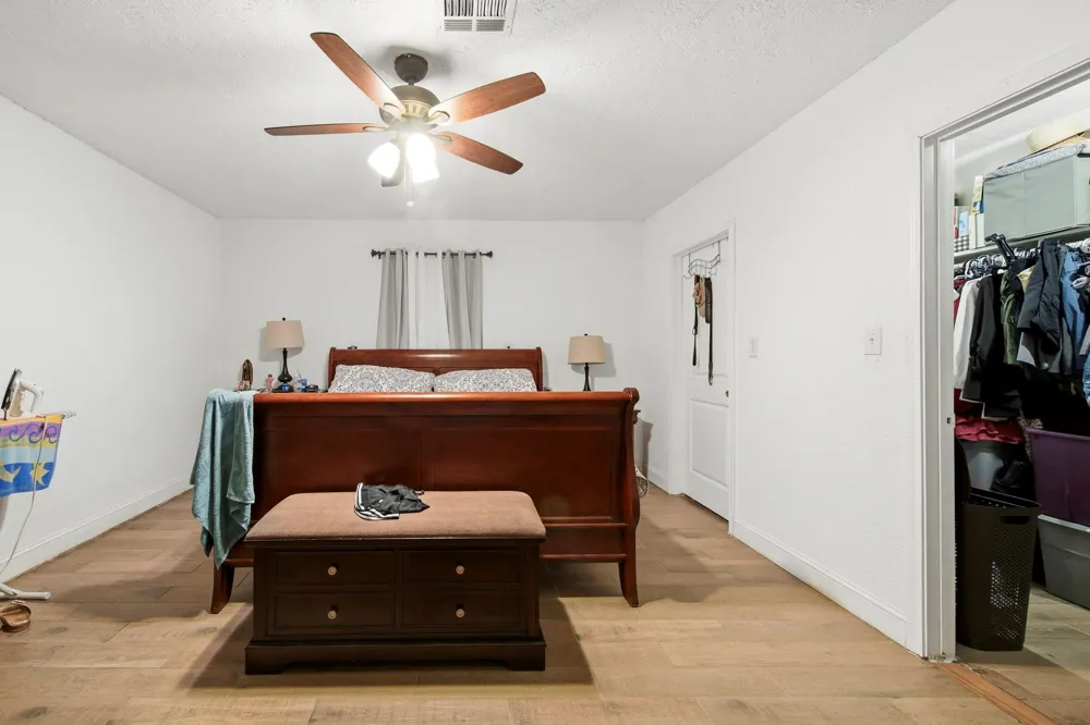 731 Meneley Road Winnie, TX 77665