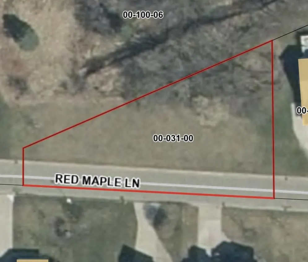 307 Red Maple Lane Shepherd Village, MI 48883