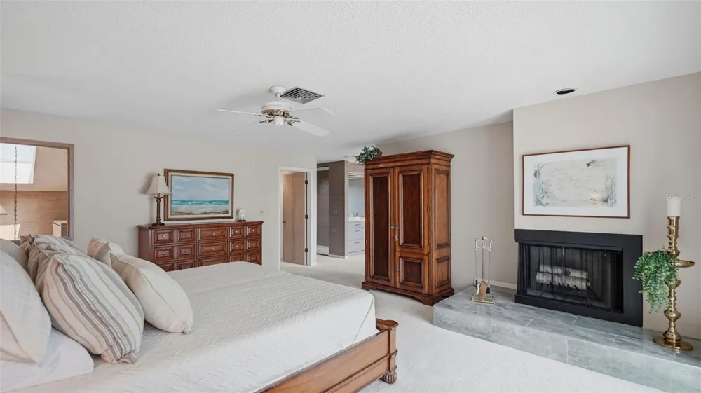 910 PINELLAS BAYWAY S #201 Tierra Verde, FL 33715