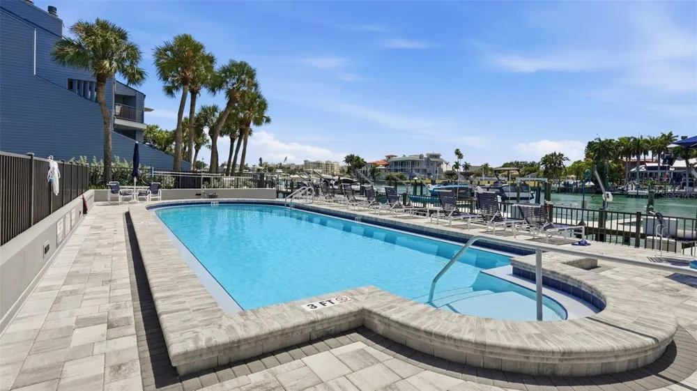 910 PINELLAS BAYWAY S #201 Tierra Verde, FL 33715