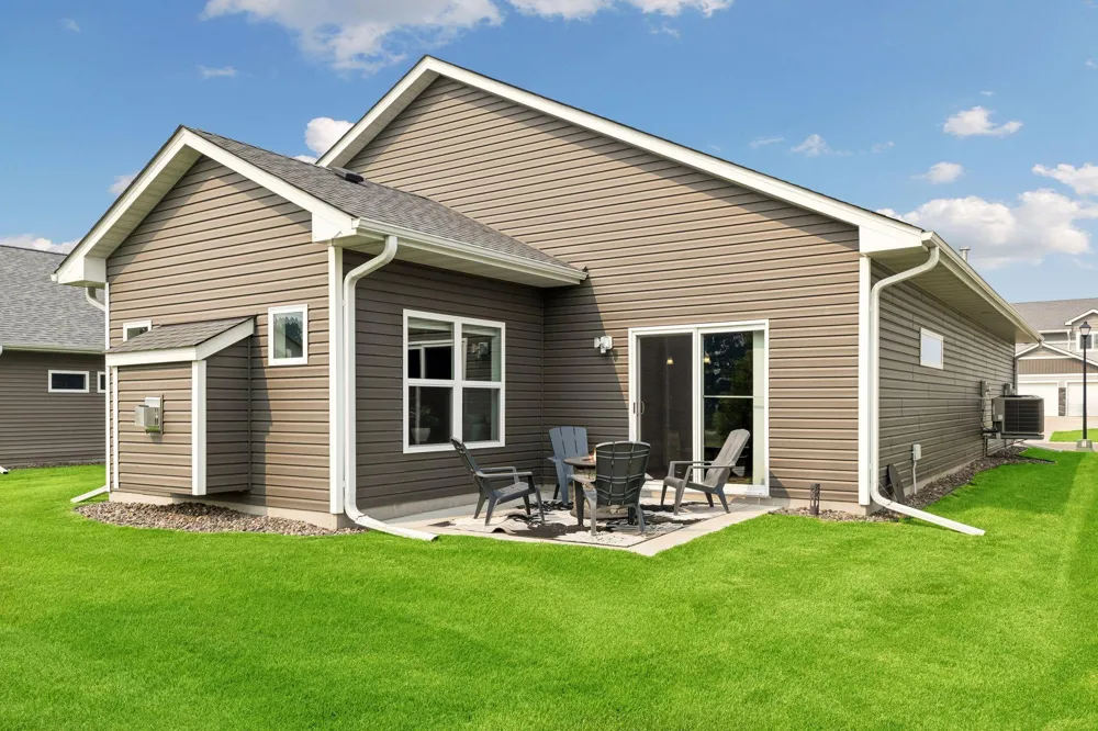 39585 Fawn Avenue North Branch, MN 55056