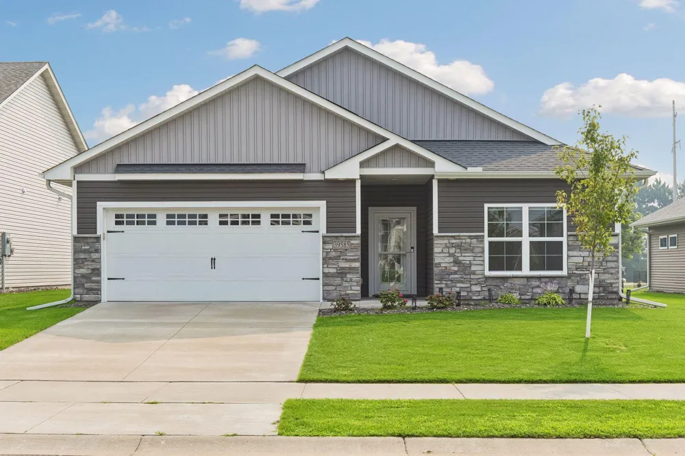 39585 Fawn Avenue North Branch, MN 55056