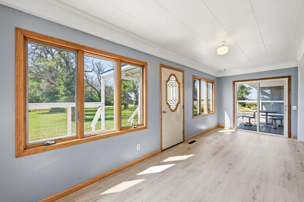 35050 820th Street Brewster, MN 56119