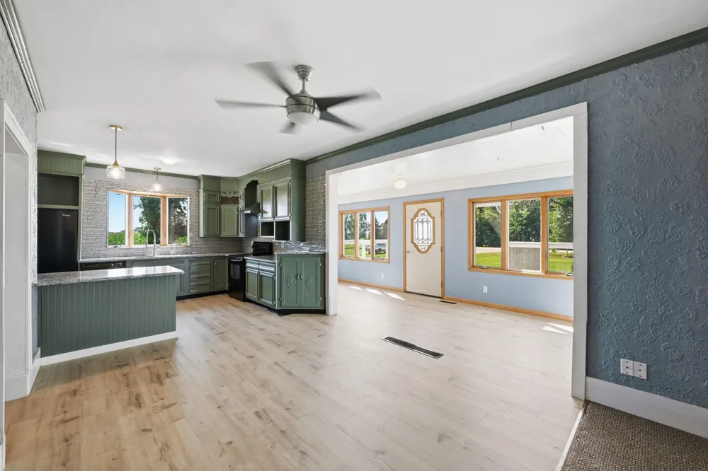 35050 820th Street Brewster, MN 56119