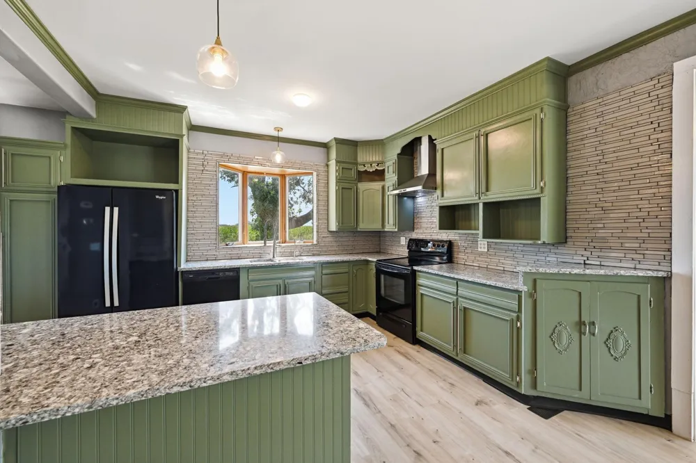 35050 820th Street Brewster, MN 56119