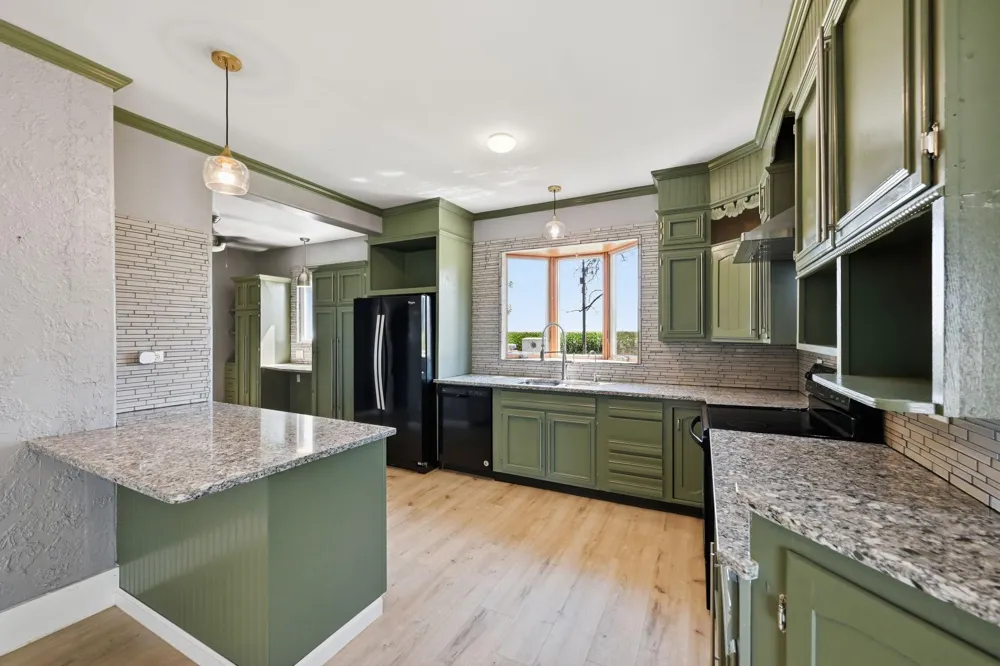 35050 820th Street Brewster, MN 56119