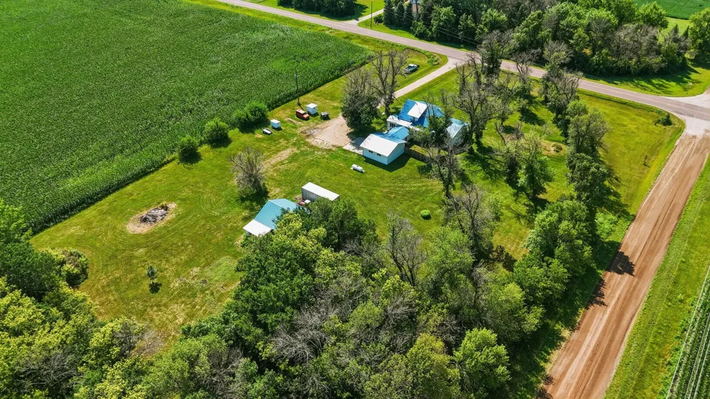 35050 820th Street Brewster, MN 56119