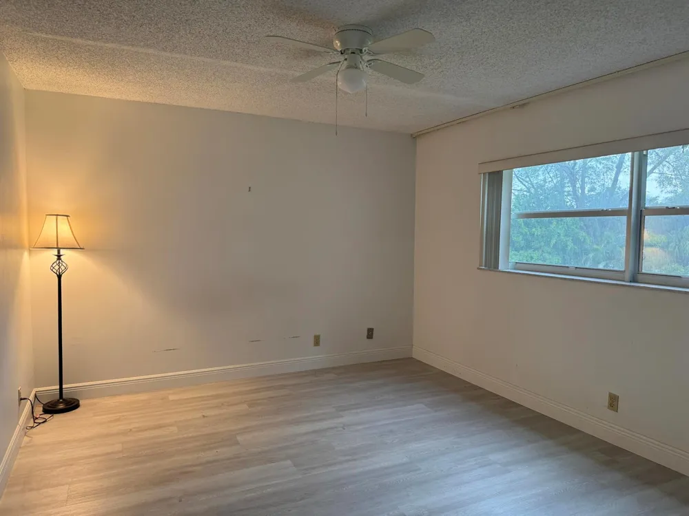 1035 COUNTRY CLUB DRIVE #303 Margate, FL 33063