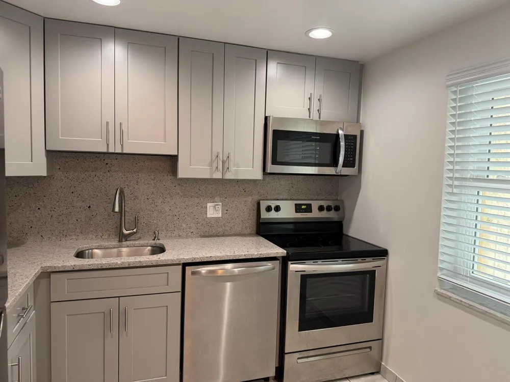 1035 COUNTRY CLUB DRIVE #303 Margate, FL 33063