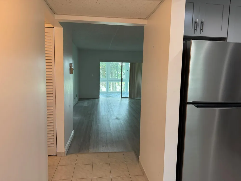 1035 COUNTRY CLUB DRIVE #303 Margate, FL 33063
