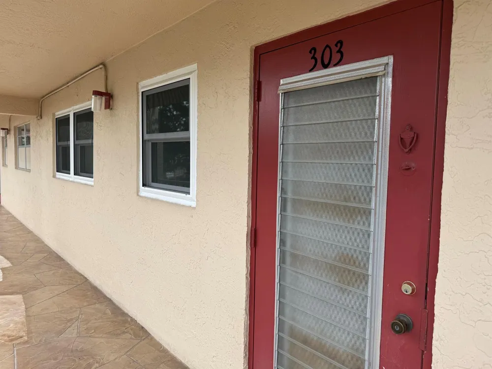 1035 COUNTRY CLUB DRIVE #303 Margate, FL 33063
