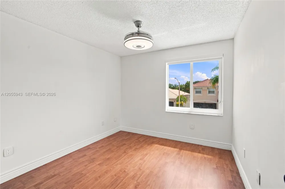 1457 NW 159th Ln Pembroke Pines, FL 33028