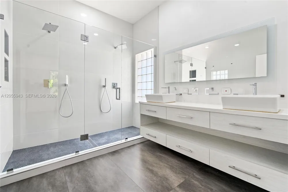 1457 NW 159th Ln Pembroke Pines, FL 33028