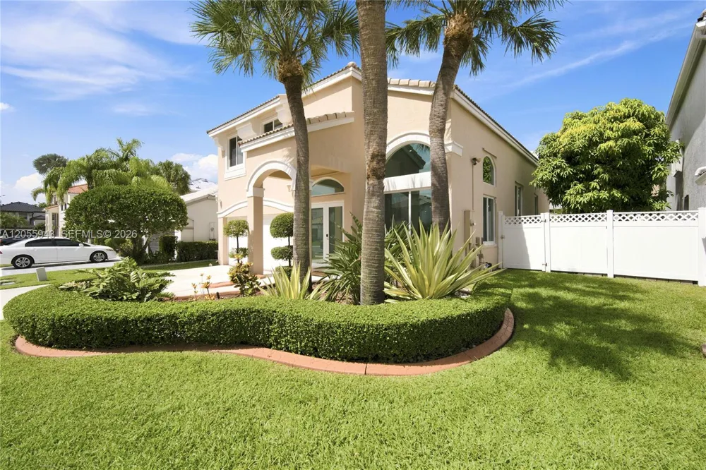 1457 NW 159th Ln Pembroke Pines, FL 33028