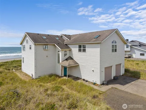 511 Dune Crest Drive