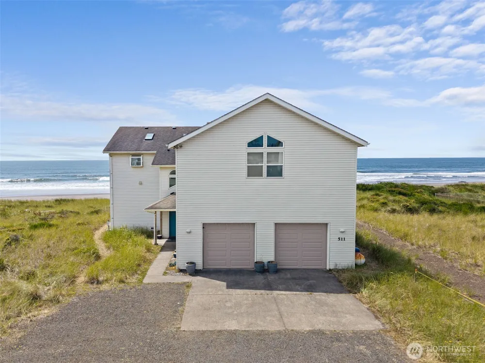 511 Dune Crest Drive Westport, WA 98595