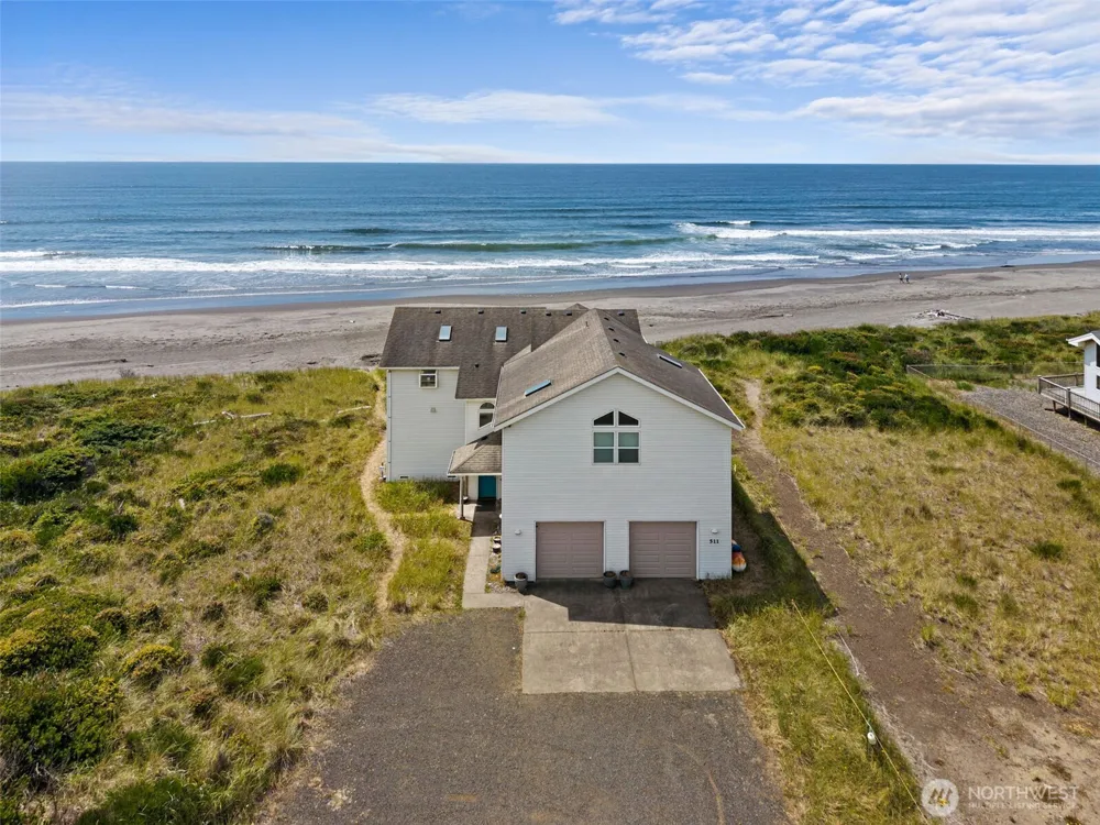 511 Dune Crest Drive Westport, WA 98595