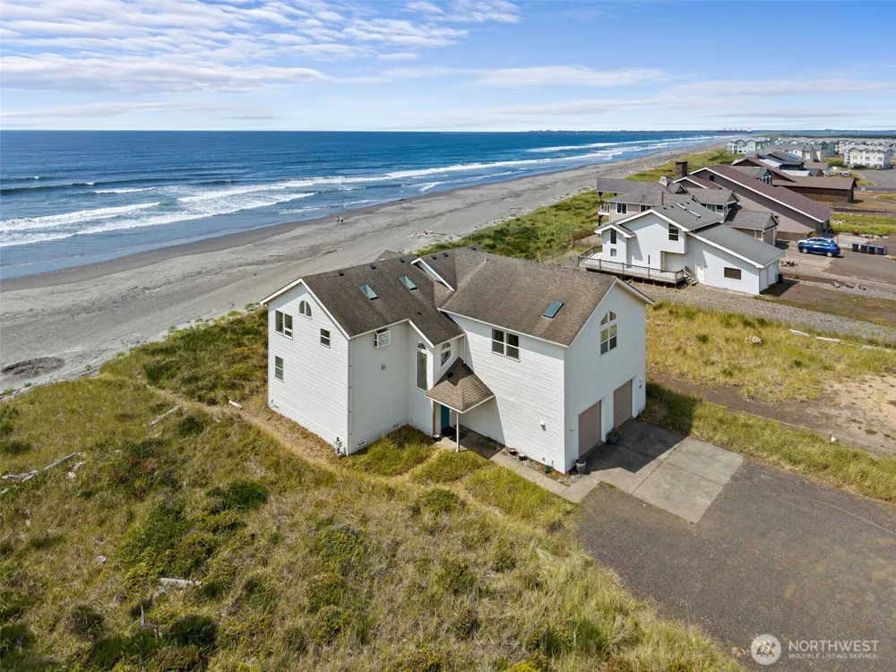 511 Dune Crest Drive Westport, WA 98595