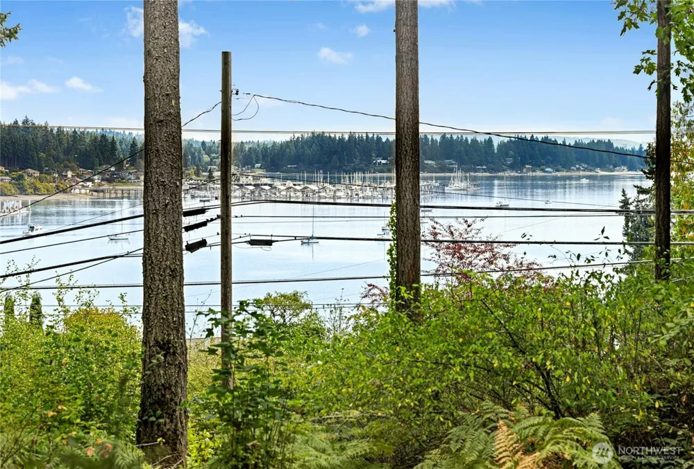 19301 Viking Avenue NW Poulsbo, WA 98370