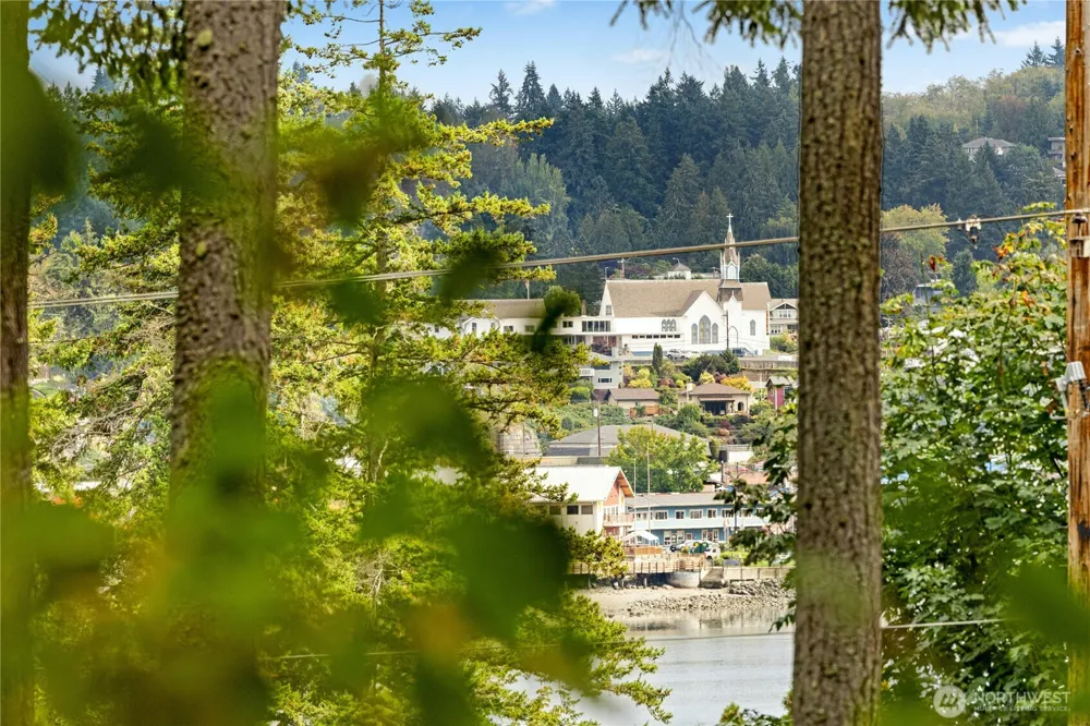 19301 Viking Avenue NW Poulsbo, WA 98370