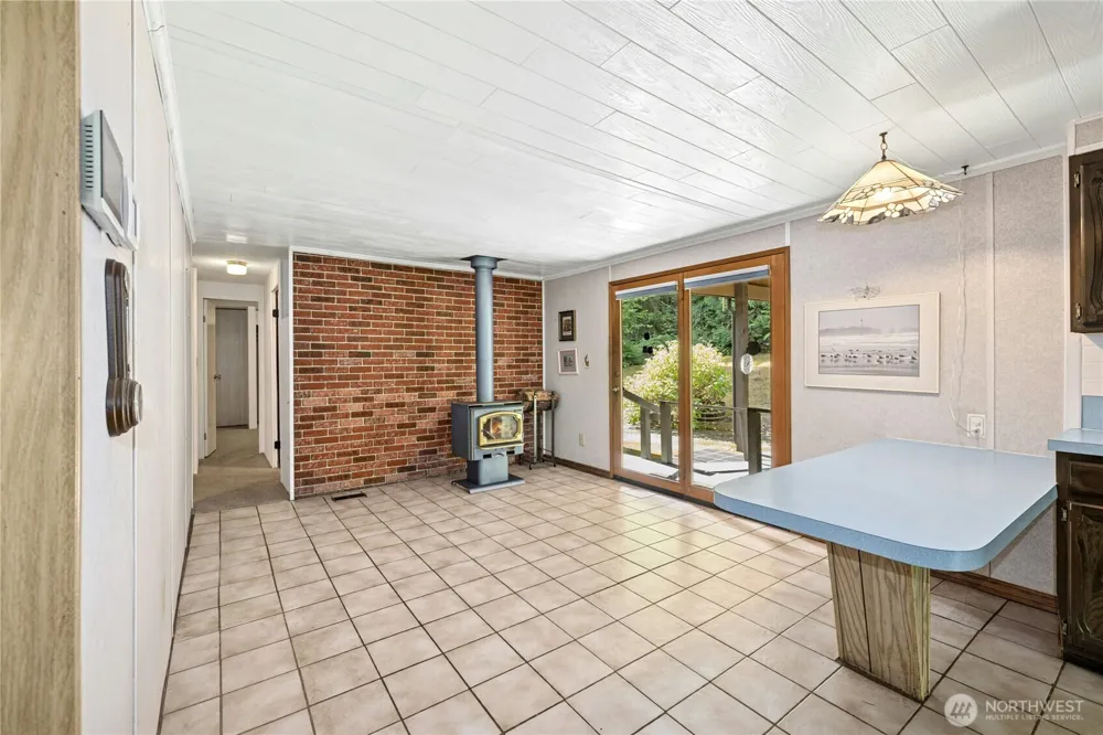 19301 Viking Avenue NW Poulsbo, WA 98370