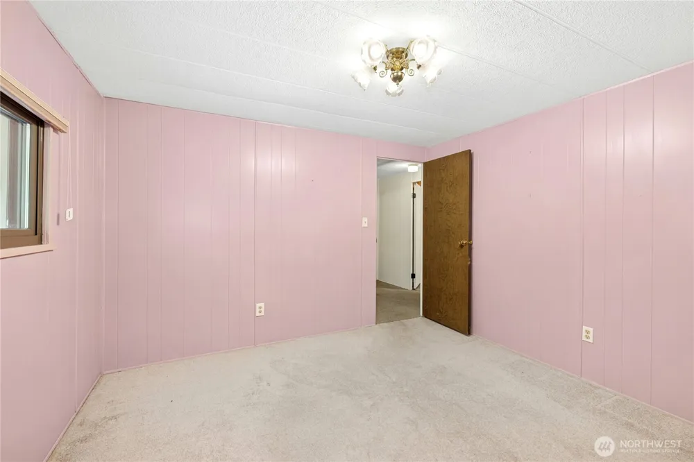 19301 Viking Avenue NW Poulsbo, WA 98370