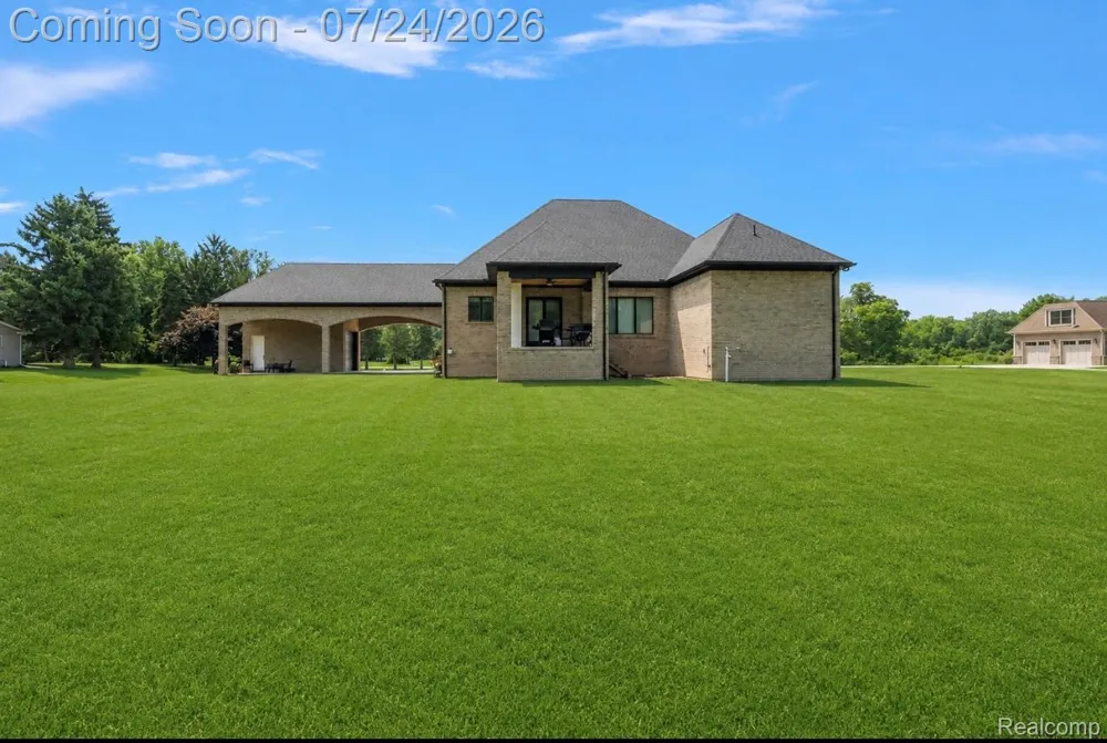 12721 27 Mile Road Washington Township, MI 48094