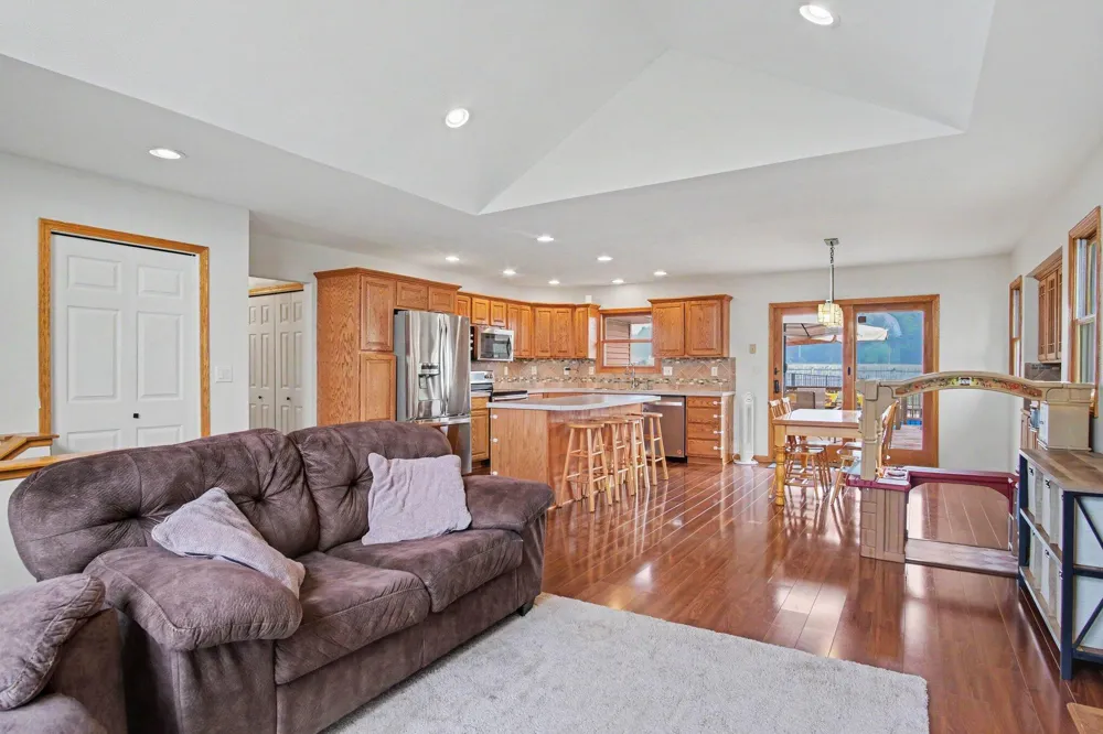 623 W 44th Street Fremont City, MI 49412