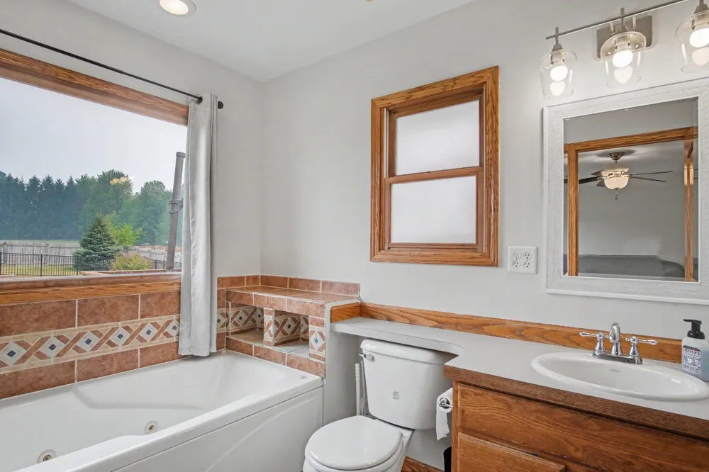 623 W 44th Street Fremont City, MI 49412