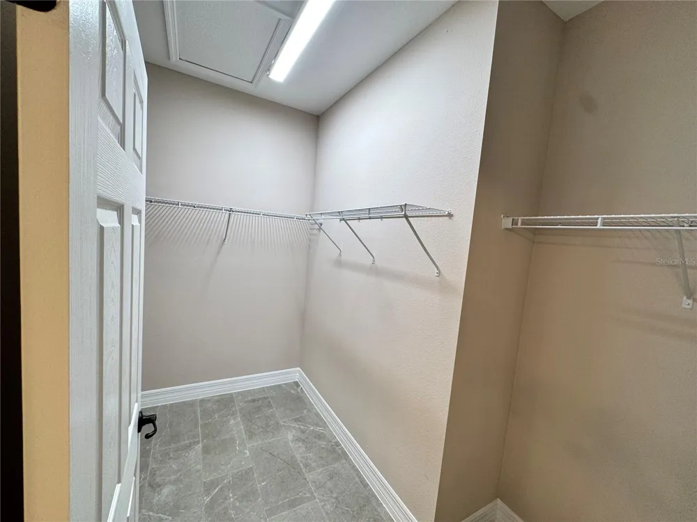 345 VILLA CORTE DRIVE Lutz, FL 33549