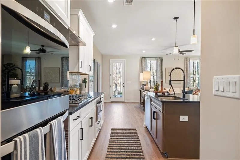 4768 Black Onyx Path Kennesaw, GA 30144