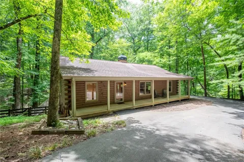 415 Sunset Court