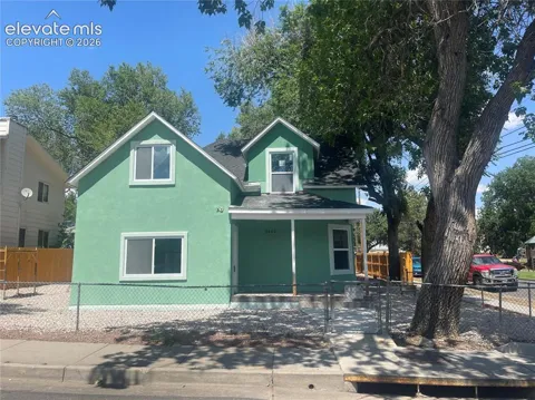 2402 W Uintah Street