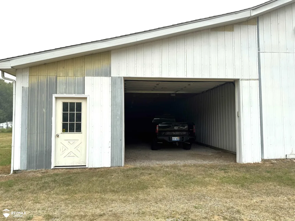 8331 E Coldwater Road Richfield Township, MI 48423