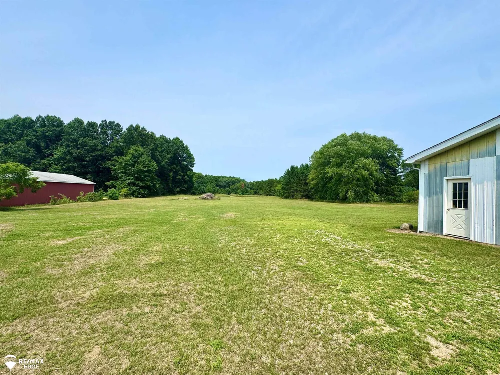 8331 E Coldwater Road Richfield Township, MI 48423