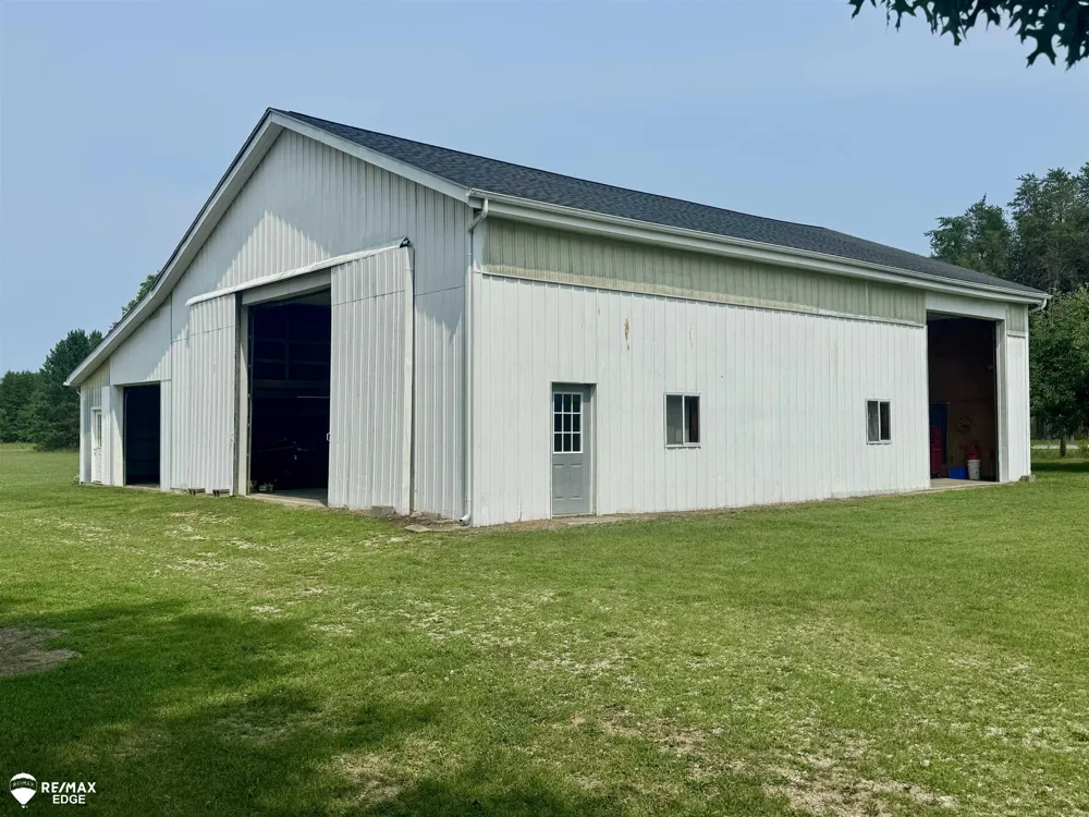 8331 E Coldwater Road Richfield Township, MI 48423