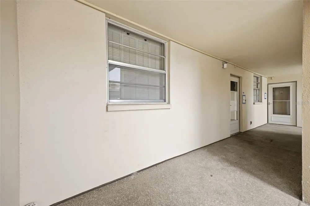 7465 BAY ISLAND DRIVE S #112 South Pasadena, FL 33707