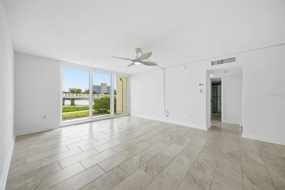 7465 BAY ISLAND DRIVE S #112 South Pasadena, FL 33707