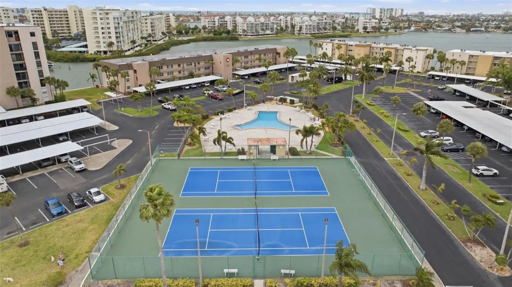 7465 BAY ISLAND DRIVE S #112 South Pasadena, FL 33707